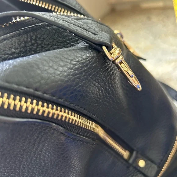 Lk new Michael KORS Black pebble leather Rhea zip Backpack. 3 pockets 1 inside - Picture 7 of 12